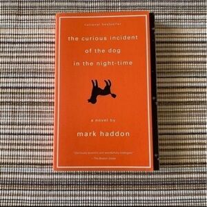 📚📚 3 for $15 📚📚 The Curious Incident of the Dog in the Night-Time By:Mark Haddon